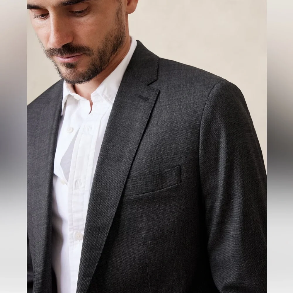 BANANA REPUBLIC Wool Nailhead Slim Fit Jacket in Gray/Navy Size 44 R‎ $400